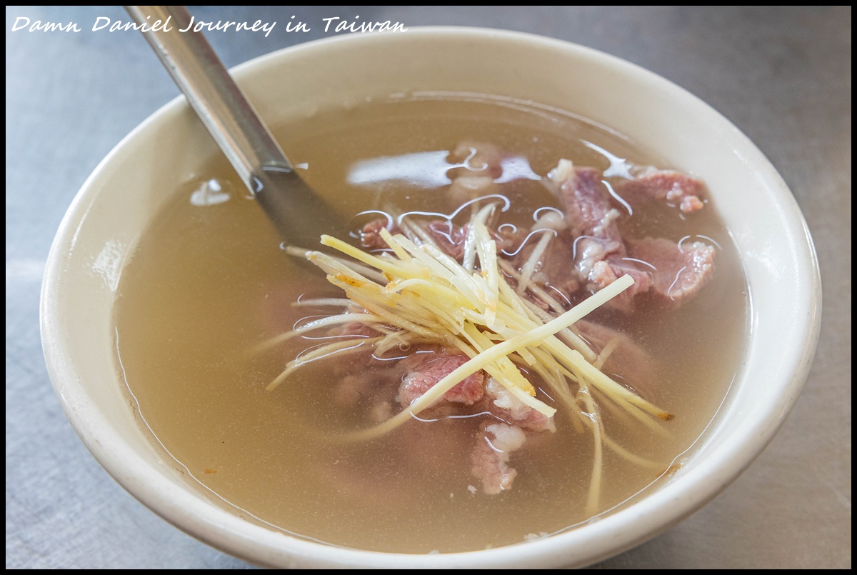 [台南中西]無名羊肉湯-大菜市 新鮮無腥羶味的溫體羊肉湯 羊肉及羊舌均非常美味 台南米其林必比登推薦 @小盛的流浪旅程