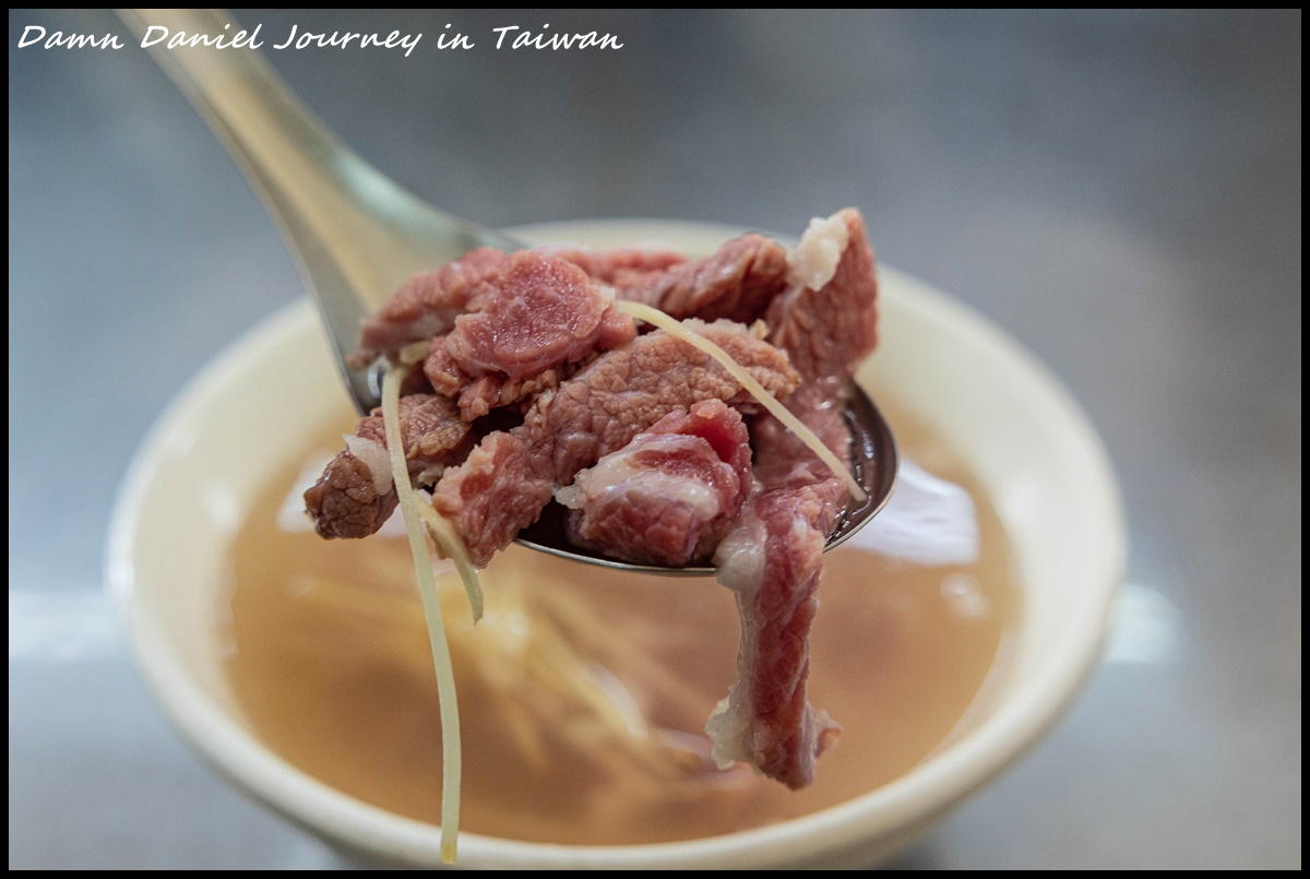 [台南中西]無名羊肉湯-大菜市 新鮮無腥羶味的溫體羊肉湯 羊肉及羊舌均非常美味 台南米其林必比登推薦 @小盛的流浪旅程