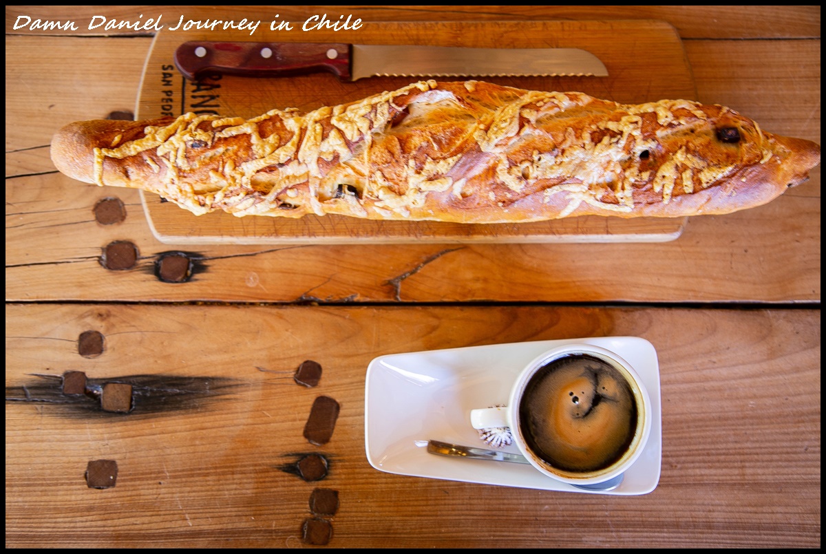 [智利阿塔卡馬] La Franchuteria 荒漠之中飄香的美味烘焙坊 份量極度誇張的法式麵包 @小盛的流浪旅程