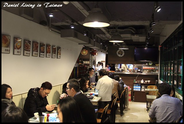 [台北萬華] 捷運西門站 維記茶餐廳 隱藏在西門町巷弄間的美味港式茶餐廳 @小盛的流浪旅程