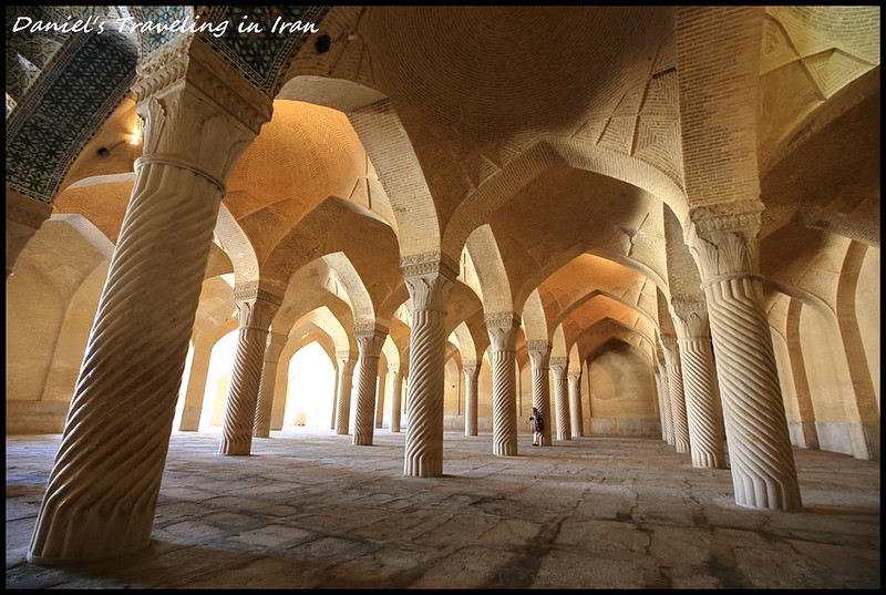 【伊朗設拉子】探訪伊斯蘭清真寺I &#8211; 絢爛奪目的燈王之墓(Aramgah-e Shah-e Cheragh)以及莊嚴肅穆的瓦基爾清真寺(Vakil Mosque) @小盛的流浪旅程