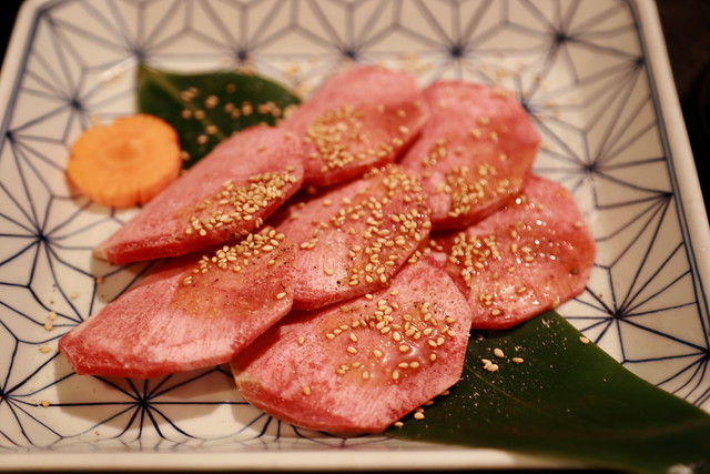 【日本東京】燒肉亭 六歌仙和牛吃到飽 過年自由行之邪惡的燒肉三部曲之趴兔 @小盛的流浪旅程