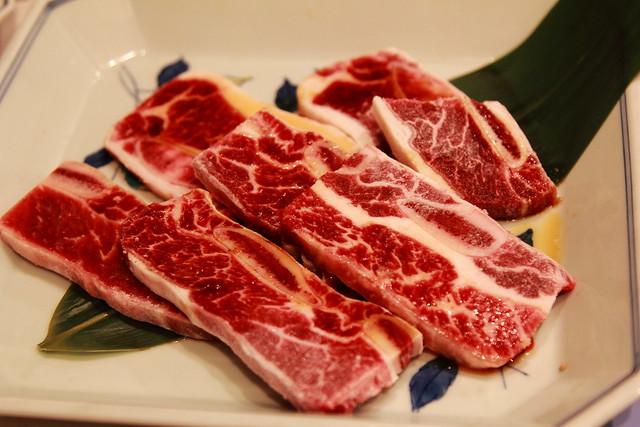 【日本東京】燒肉亭 六歌仙和牛吃到飽 過年自由行之邪惡的燒肉三部曲之趴兔 @小盛的流浪旅程