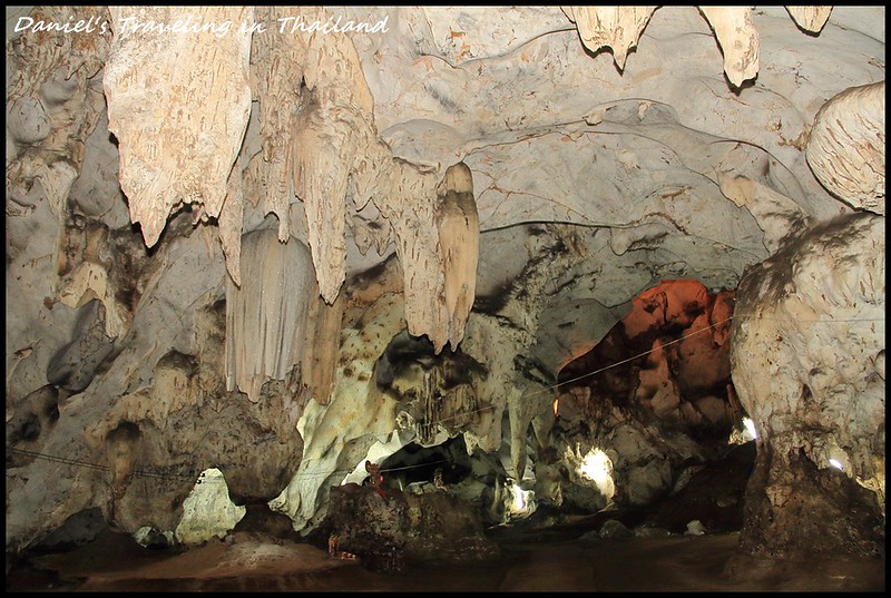 【泰國清邁】Maung on cave 探索清邁市郊驚奇的鐘乳石窟 既神聖又帶有些許詭異的神祕感的穴中廟 @小盛的流浪旅程