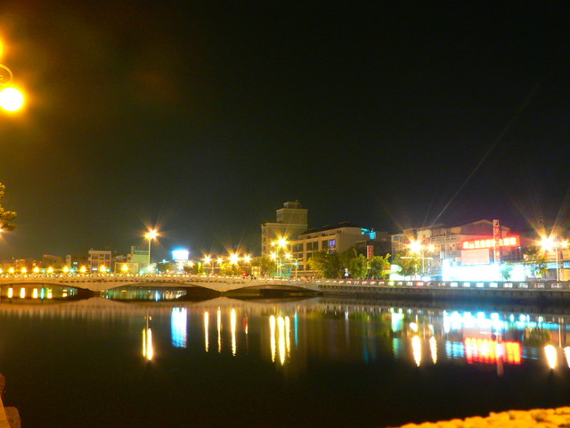 【台南安平】燈火通明的台南運河夜景 @小盛的流浪旅程