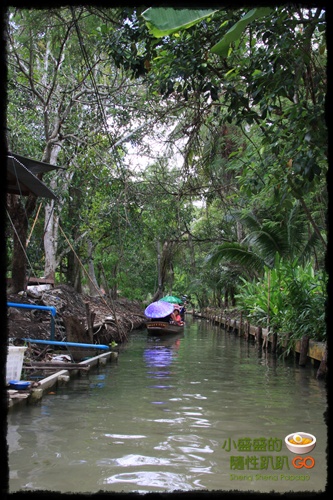 【泰國夜功】Damnoen Saduak Floating Market 丹能莎朵 水上市場之體驗不同的風俗民情 @小盛的流浪旅程
